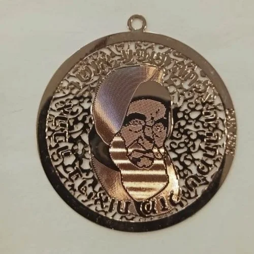 תליון בבא סאלי מצופה זהב אדום